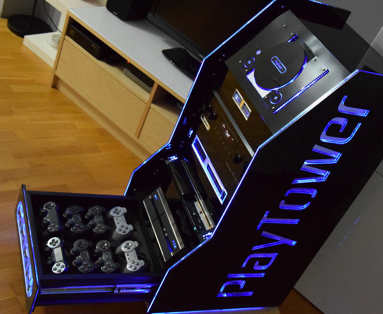 Conoce PlayTower, la máquina definitiva PlayStation