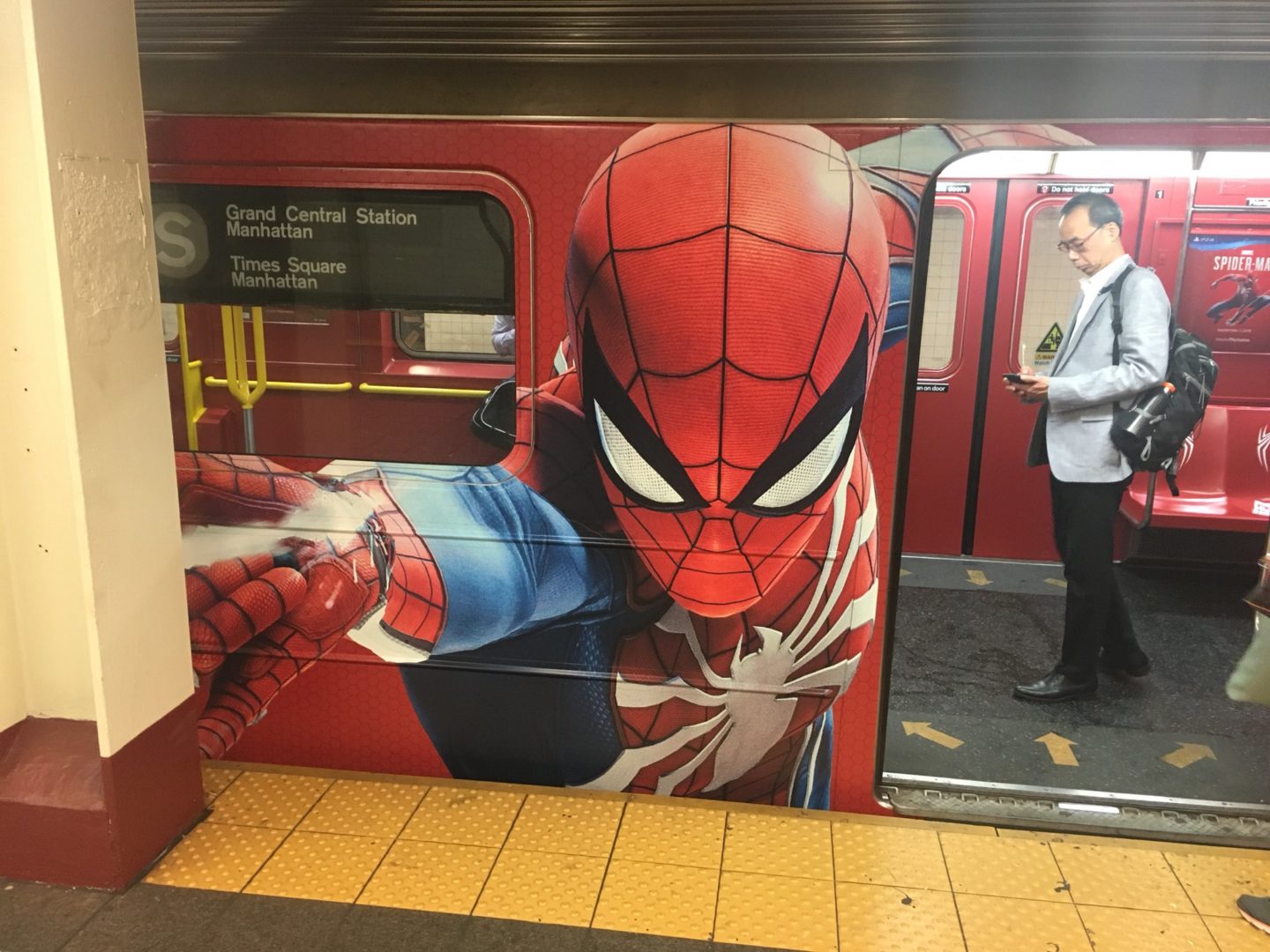 Marvel’s Spider-Man decora el metro de la ciudad de Nueva York en una campaña promocional sin precedentes