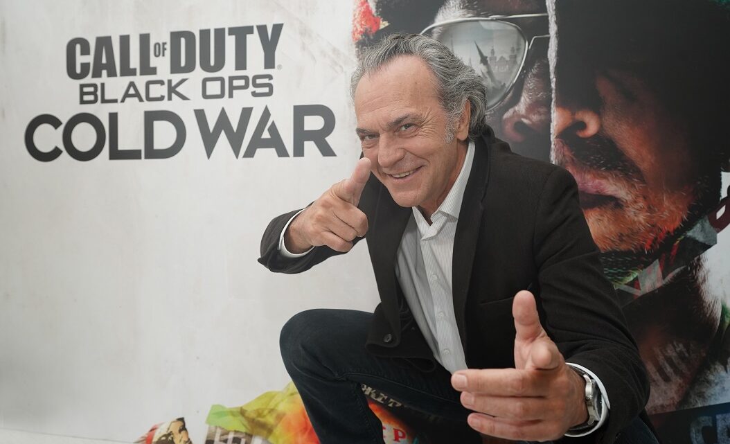 Jose Coronado vuelve al mundo del doblaje poniendo voz a un personaje de Call of Duty: Black Ops Cold War